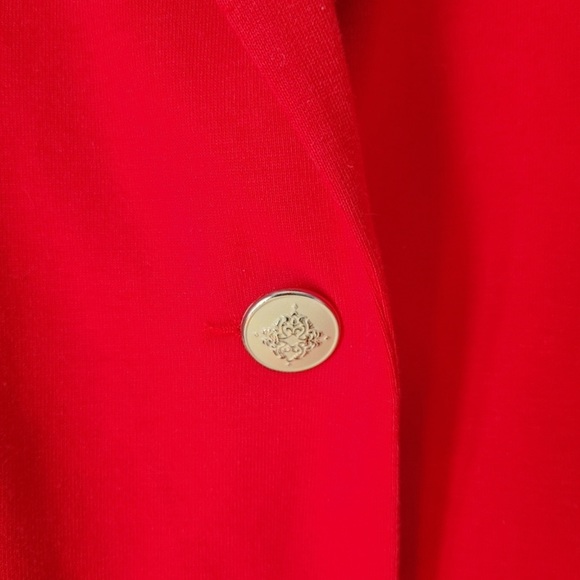 Blazer - Picture 6 of 11